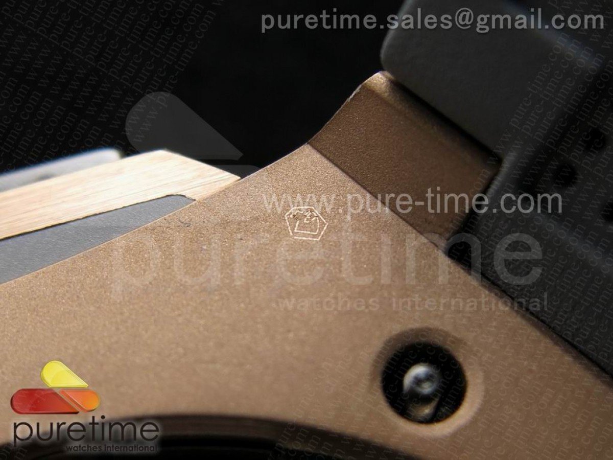 Royal Oak Offshore LeBron James Cermet - immagine 21