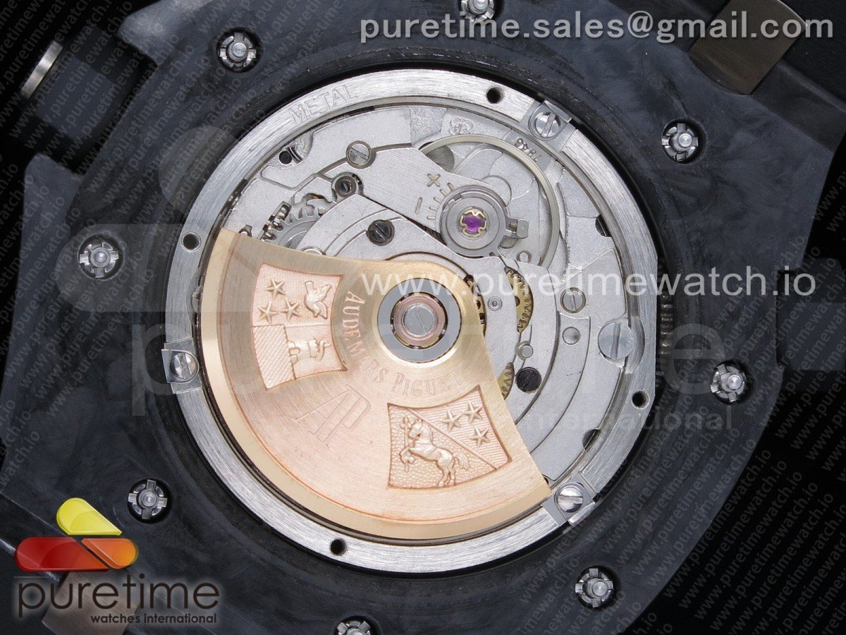 Royal Oak Offshore Diver Forged Carbon XF - immagine 11